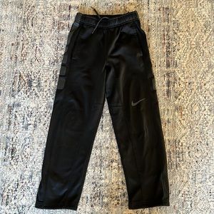 Nike Therma-Fit Pants - Size 8